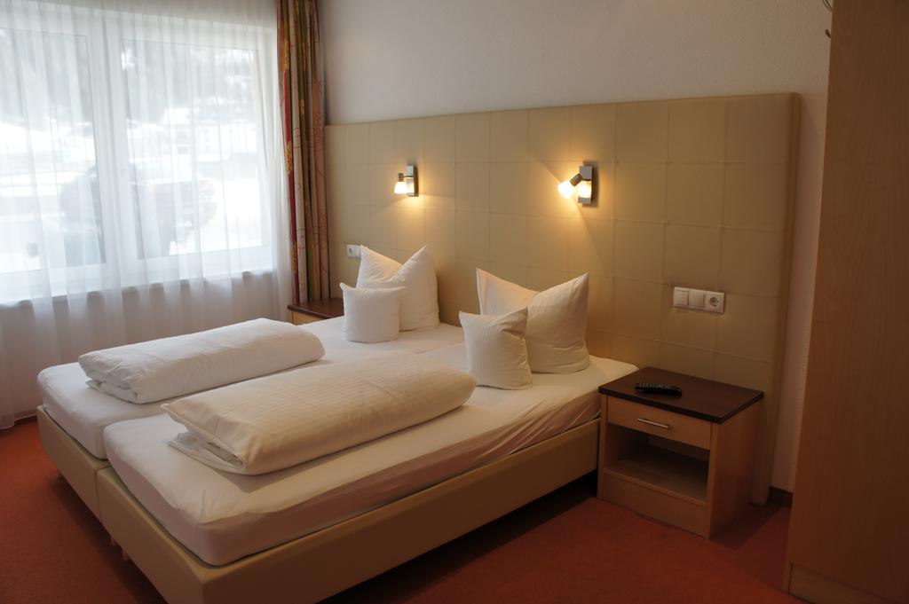 Alpinea Appartements Ischgl Extérieur photo