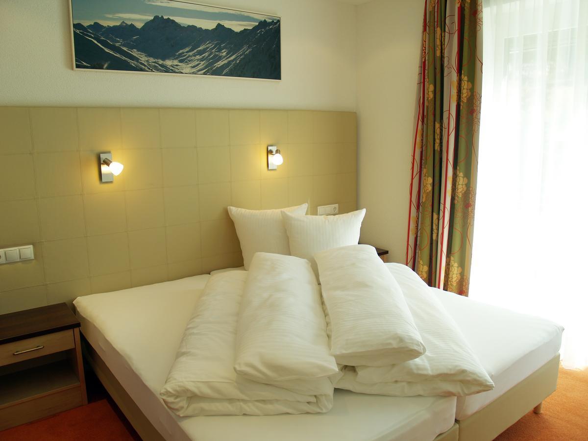 Alpinea Appartements Ischgl Extérieur photo
